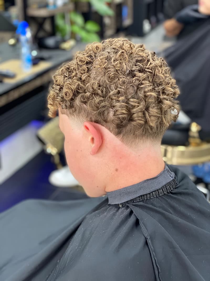 Krullen met fade